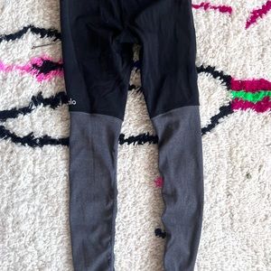 Alo yoga goddess leggings
